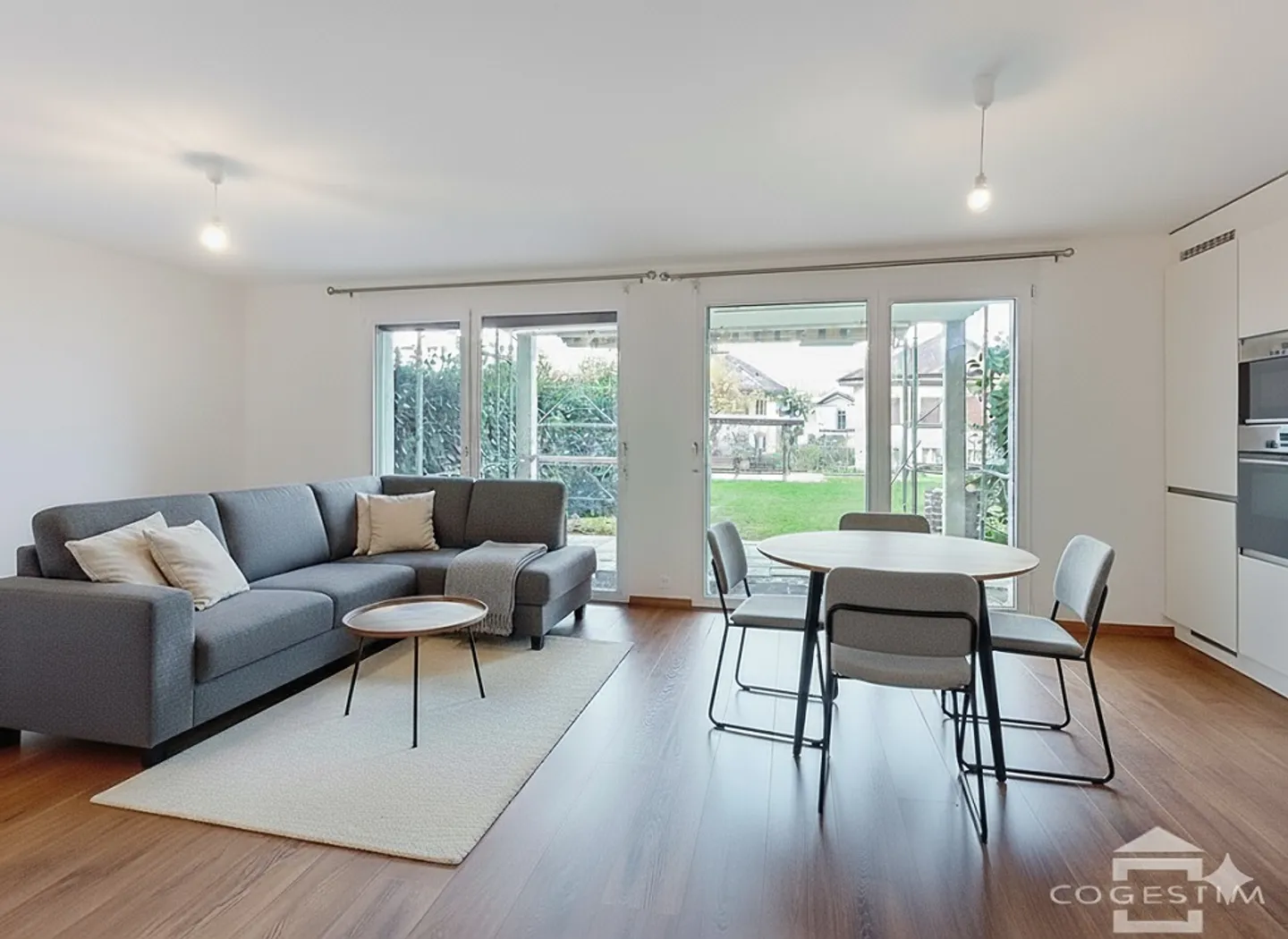 2.5 Room Apartment - Photo 1 of 13