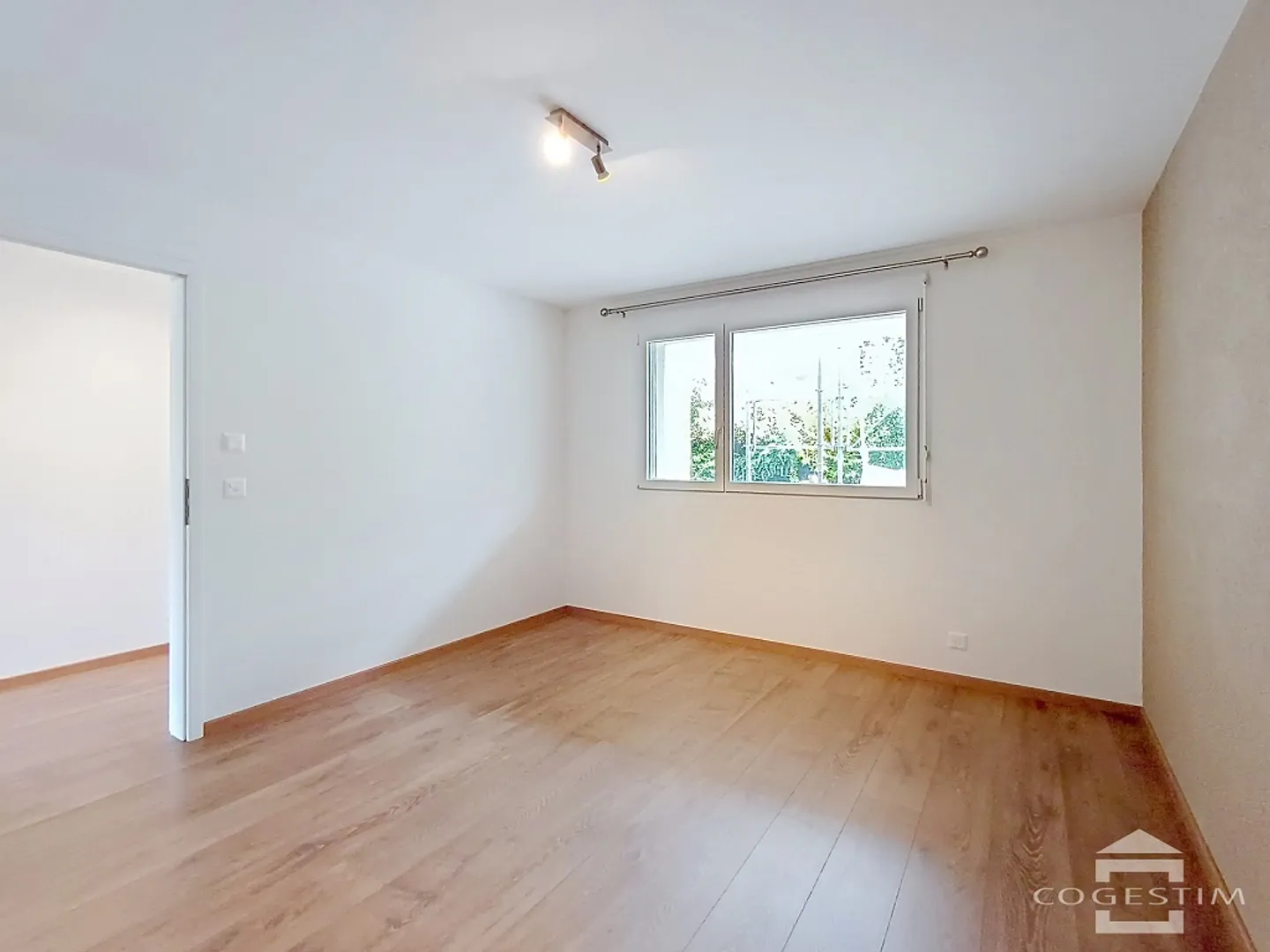 2.5 Room Apartment - Photo 11 of 13