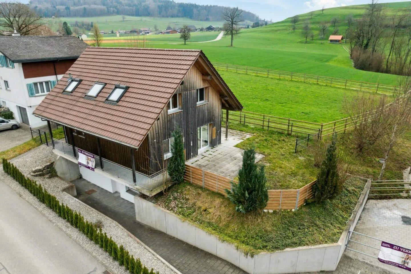 Modern Family Home with Stables - Photo 12 of 24