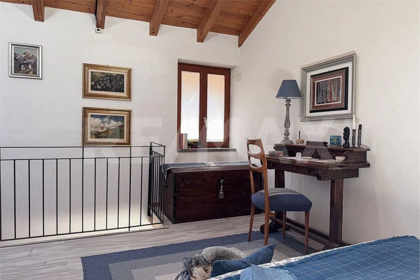 2-room house in the nucleus - Photo 9 of 10