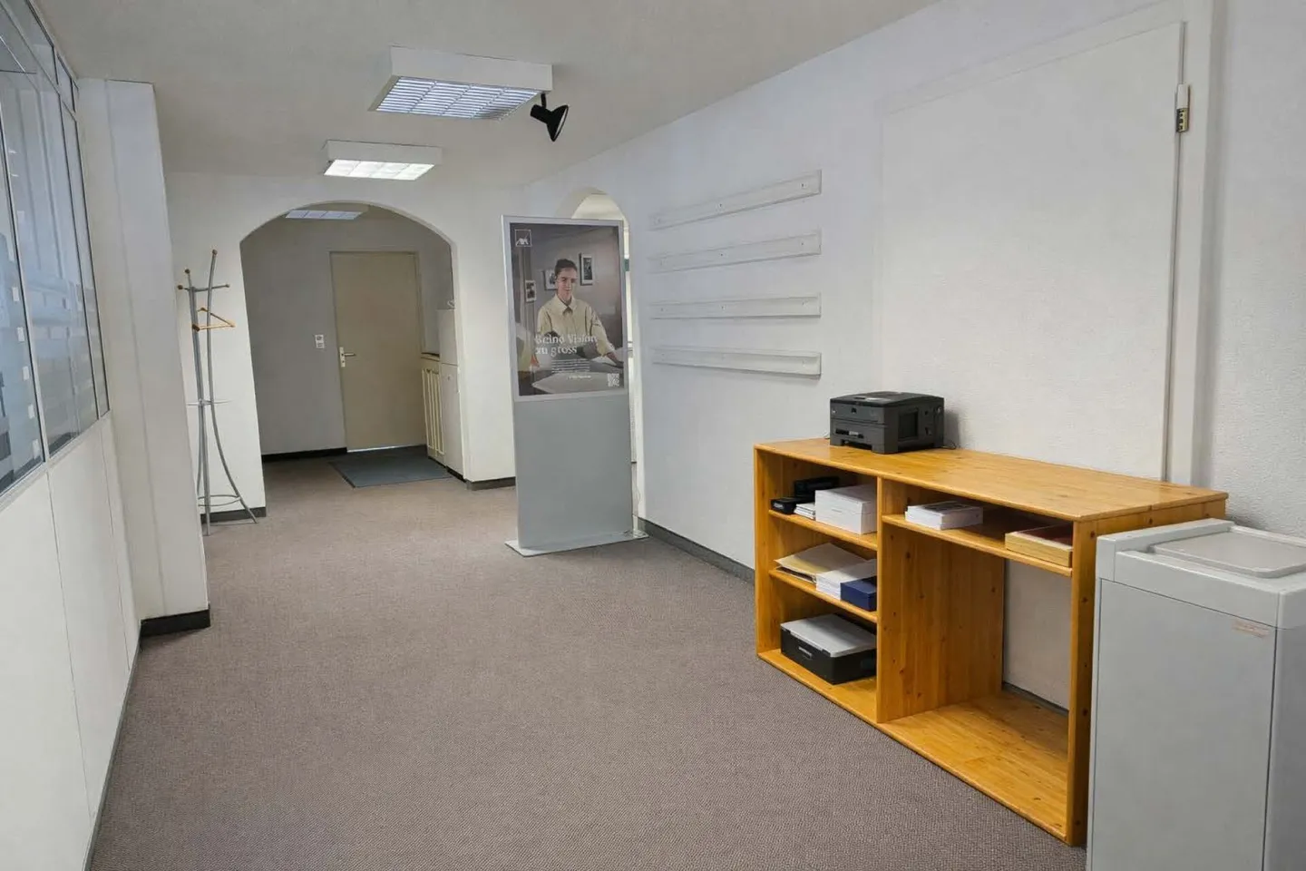 Locali commerciali rappresentativi in posizione privilegiata - Foto 7 di 8