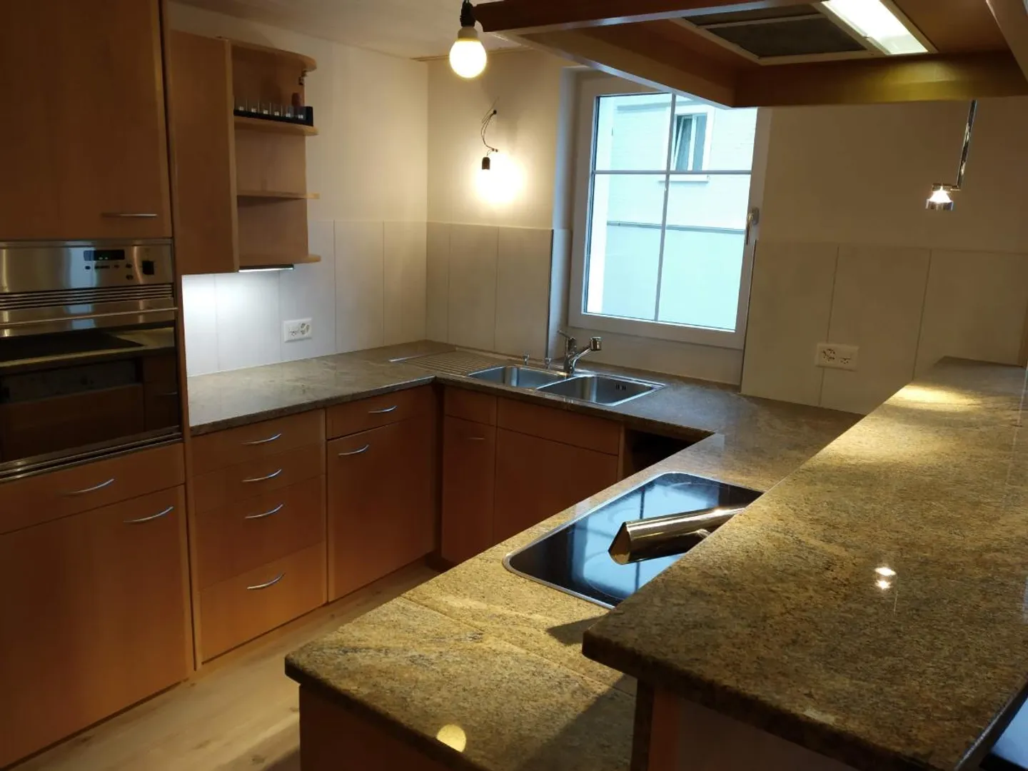 Bella appartamento di 4 stanze in un quartiere familiare - Foto 1 di 5