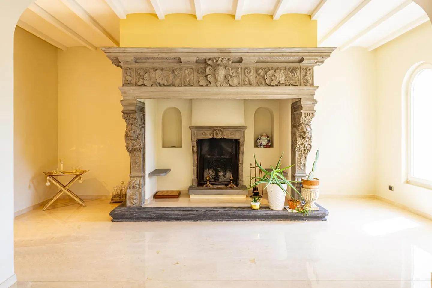 Elegante Villa mit Seeblick - Foto 7 von 25