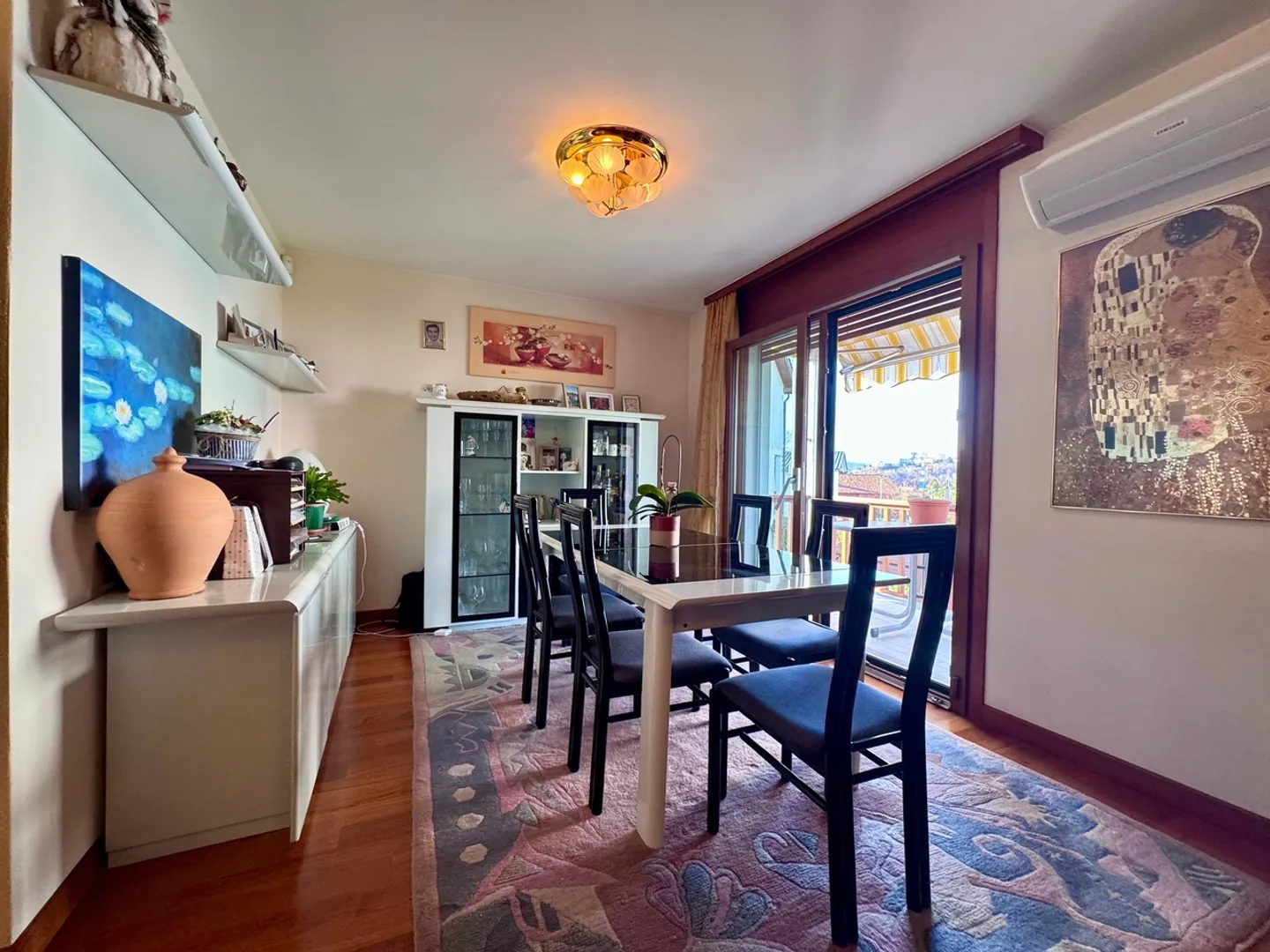 Charming single-family home with 5.5 rooms and sunny garden in Morbio Inferiore - Photo 1 of 11