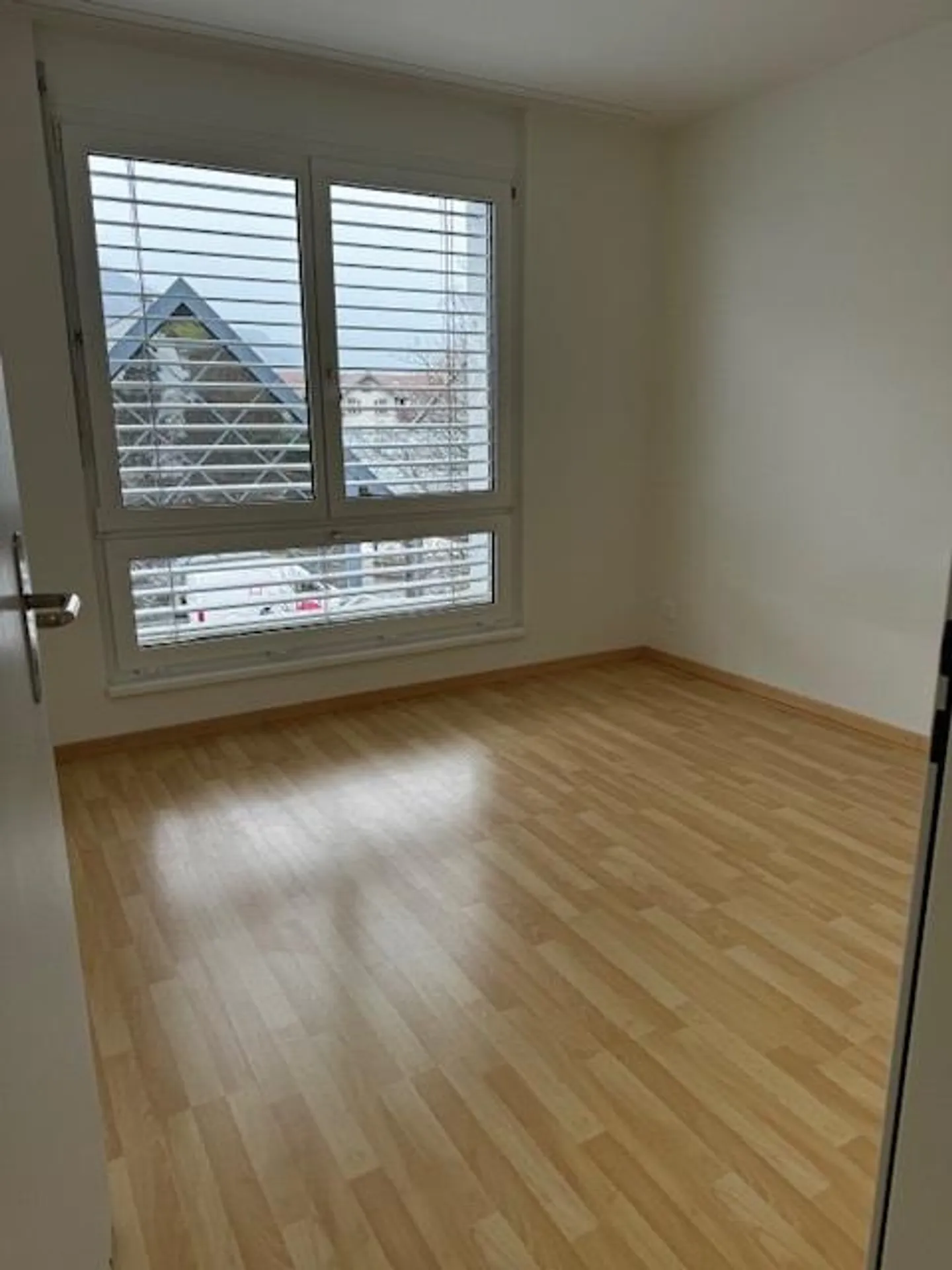 Appartement 4 1/2 pièces 1er étage 1.6 - Photo 11 sur 13