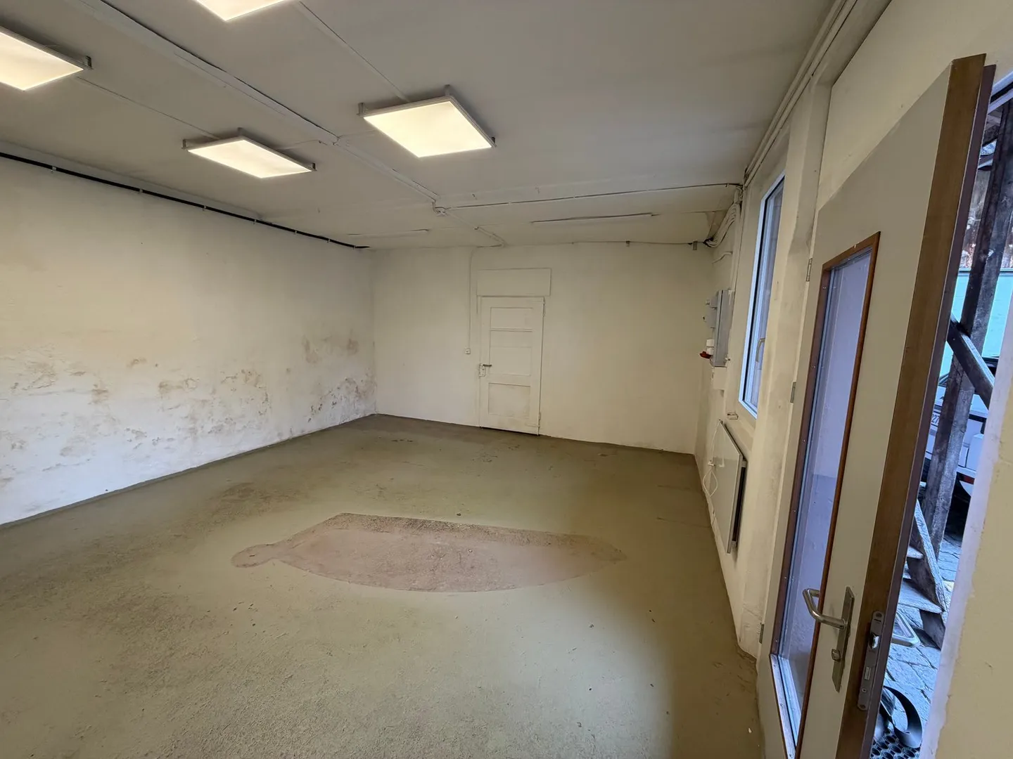 Spazio commerciale affascinante con studio nel centro di Altdorf - Foto 3 di 7