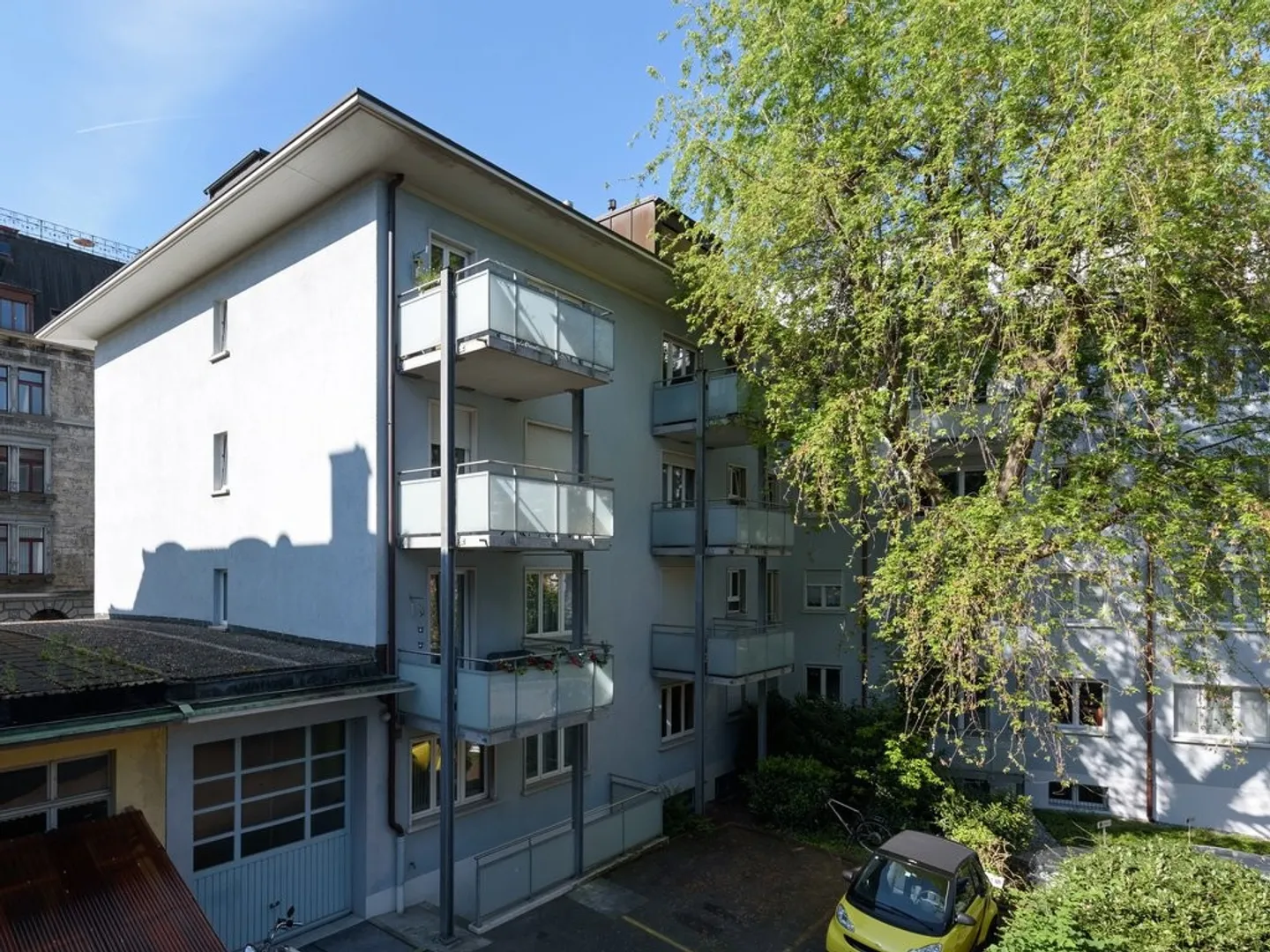 Offener Platz - Foto 2 von 2