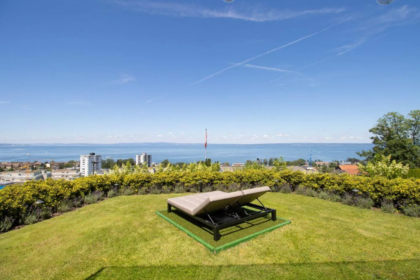 Luxus Gartenwohnung mit Aussicht - Foto 3 von 14