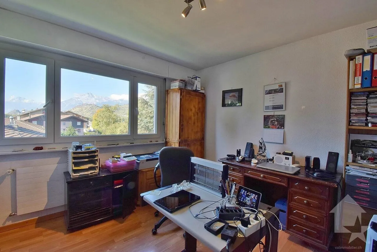 4.5 rooms with a garage box and an outdoor parking space included - Photo 7 of 13