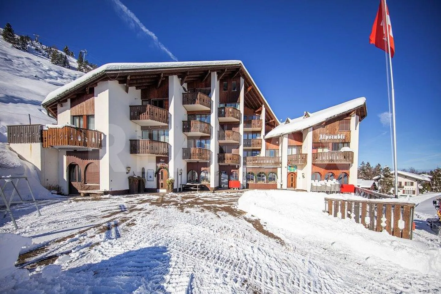 Appartamento per vacanze attraente, quasi nuovo, di 2,5 stanze, sulla terrazza soleggiata... - Foto 4 di 13