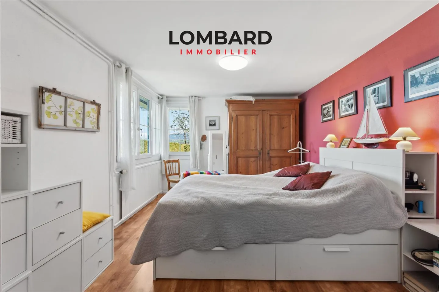 Spacious detached house with mountain views - Photo 9 of 11