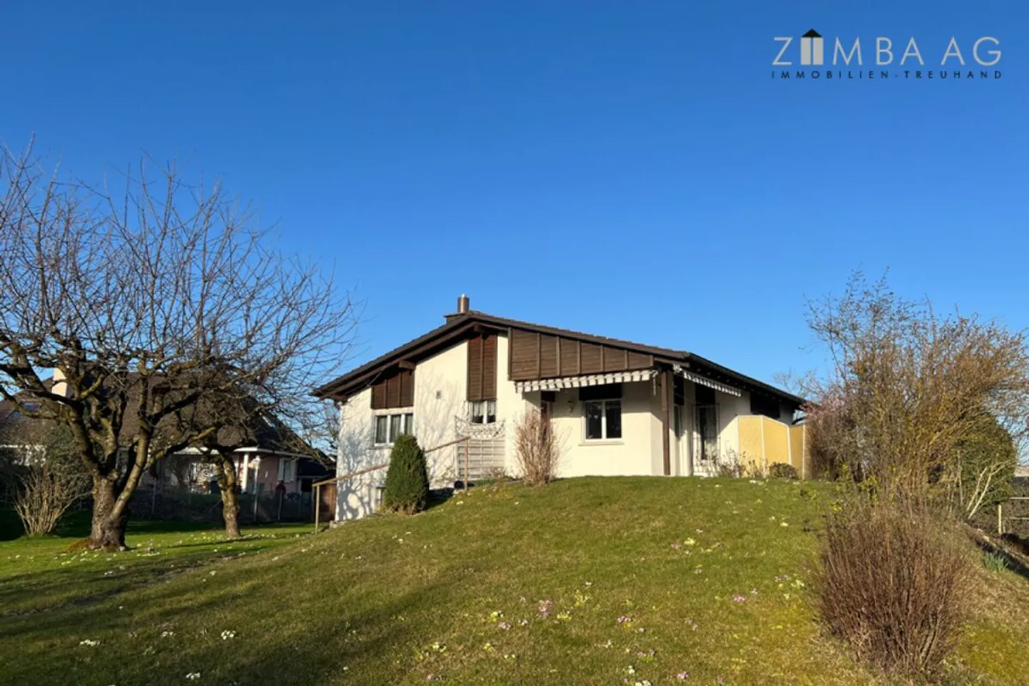 4.5 EFH con Giardino e Garage - Foto 4 di 16