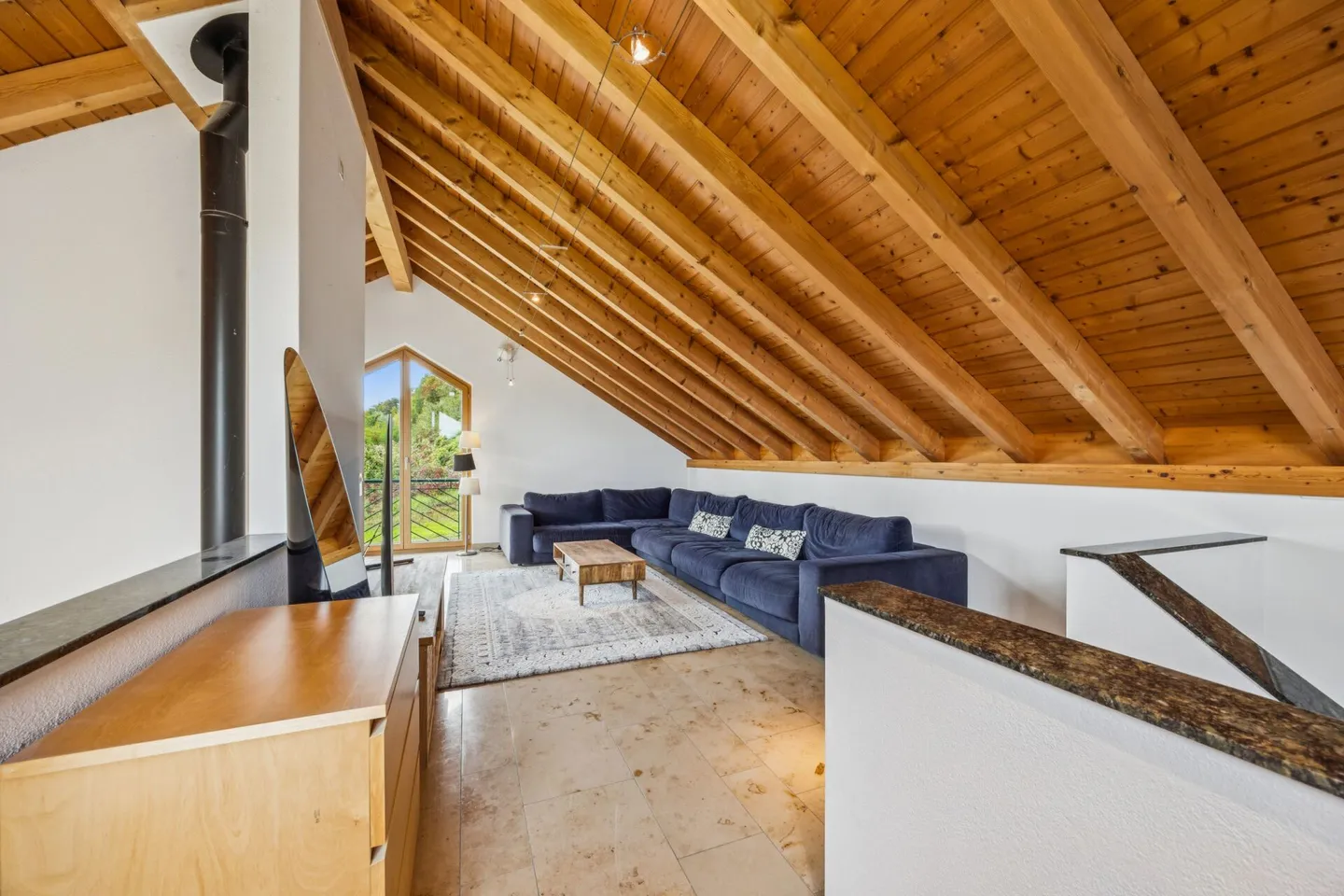 Casa unifamiliare indipendente di 5,5 stanze con vista lago - Foto 7 di 13