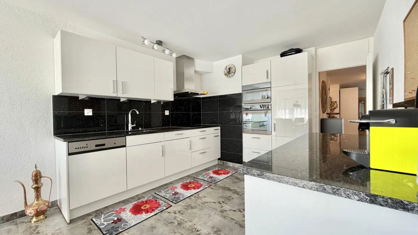 Attractive 4.5-room apartment in a perfect location in Hinterkappelen - Photo 5 of 19