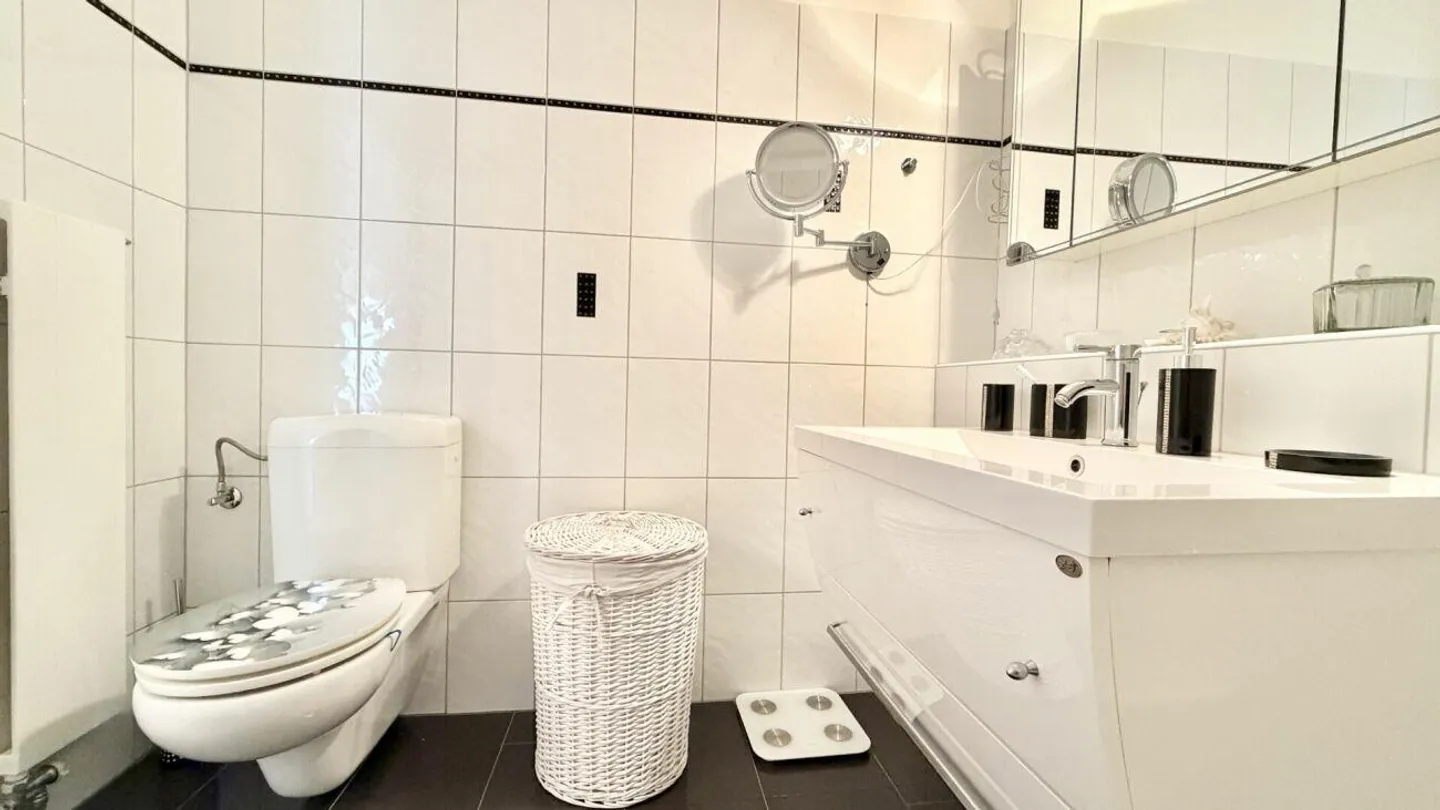 Attractive 4.5-room apartment in a perfect location in Hinterkappelen - Photo 15 of 19