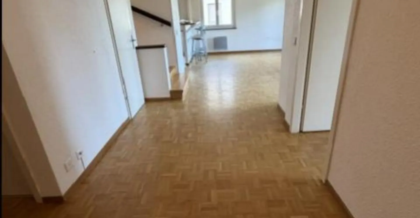 DUPLEX APARTMENT - 5 ROOMS (floor and attic) - Under renovation - Photo 2 of 10