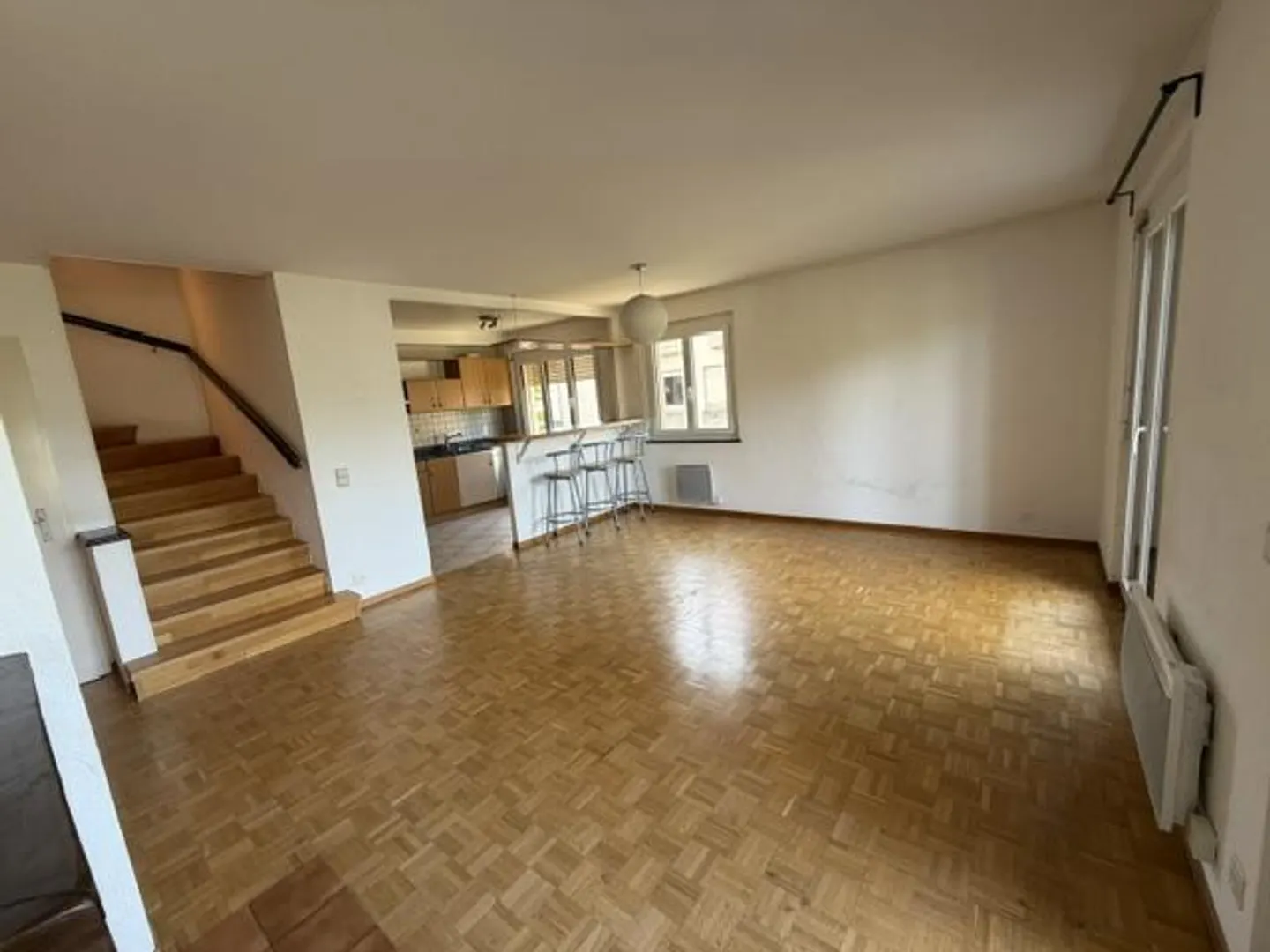 DUPLEX APARTMENT - 5 ROOMS (floor and attic) - Under renovation - Photo 6 of 10