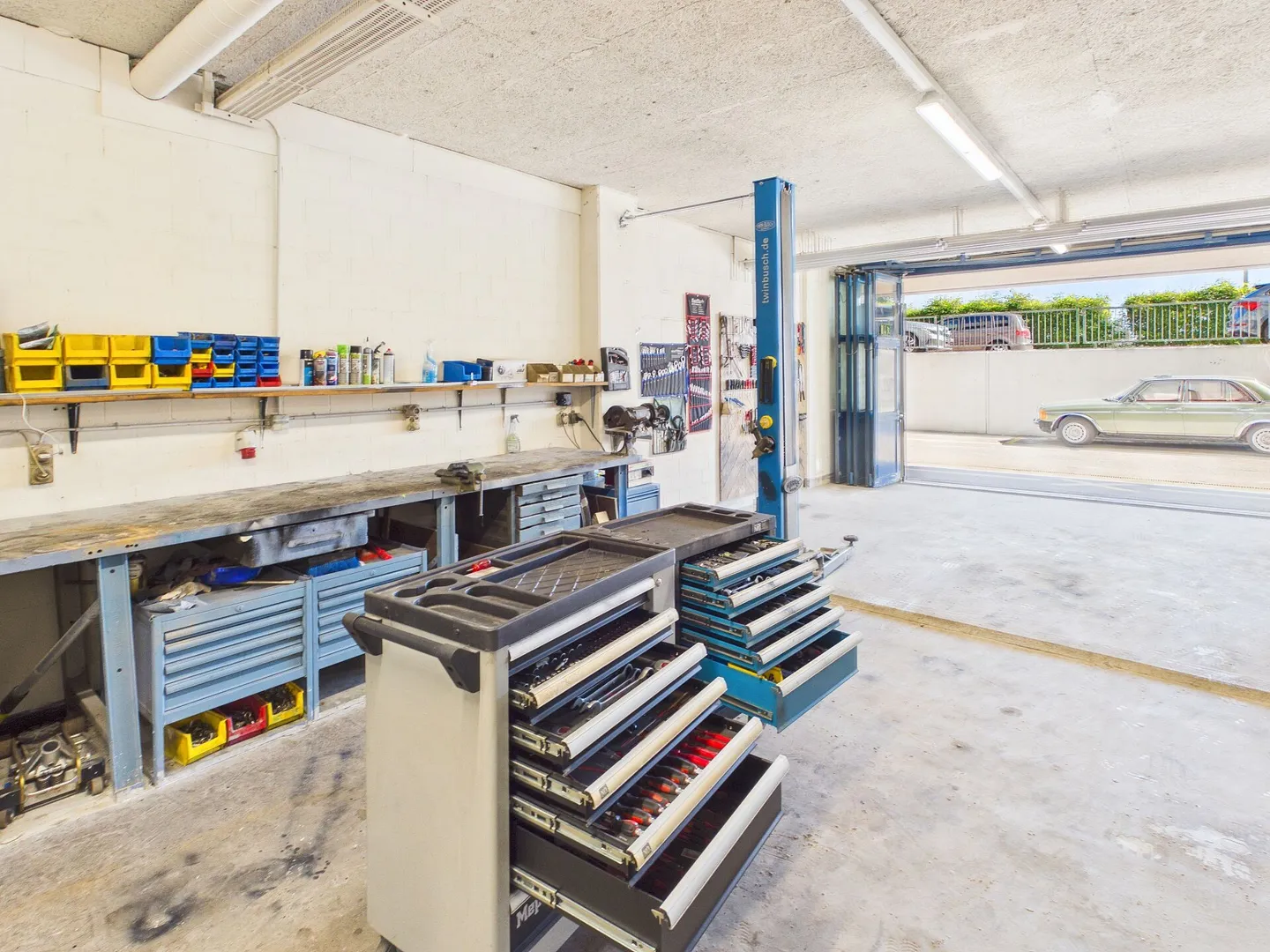 Votre garage de rêve à Fällanden vous attend ! - Photo 9 sur 16
