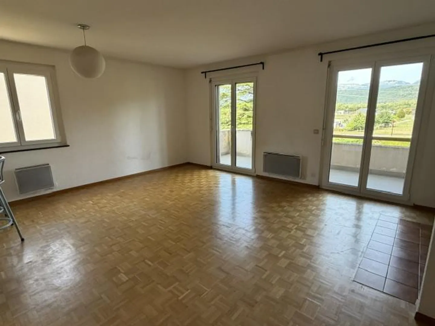 DUPLEX APARTMENT - 5 ROOMS (floor and attic) - Under renovation - Photo 5 of 10