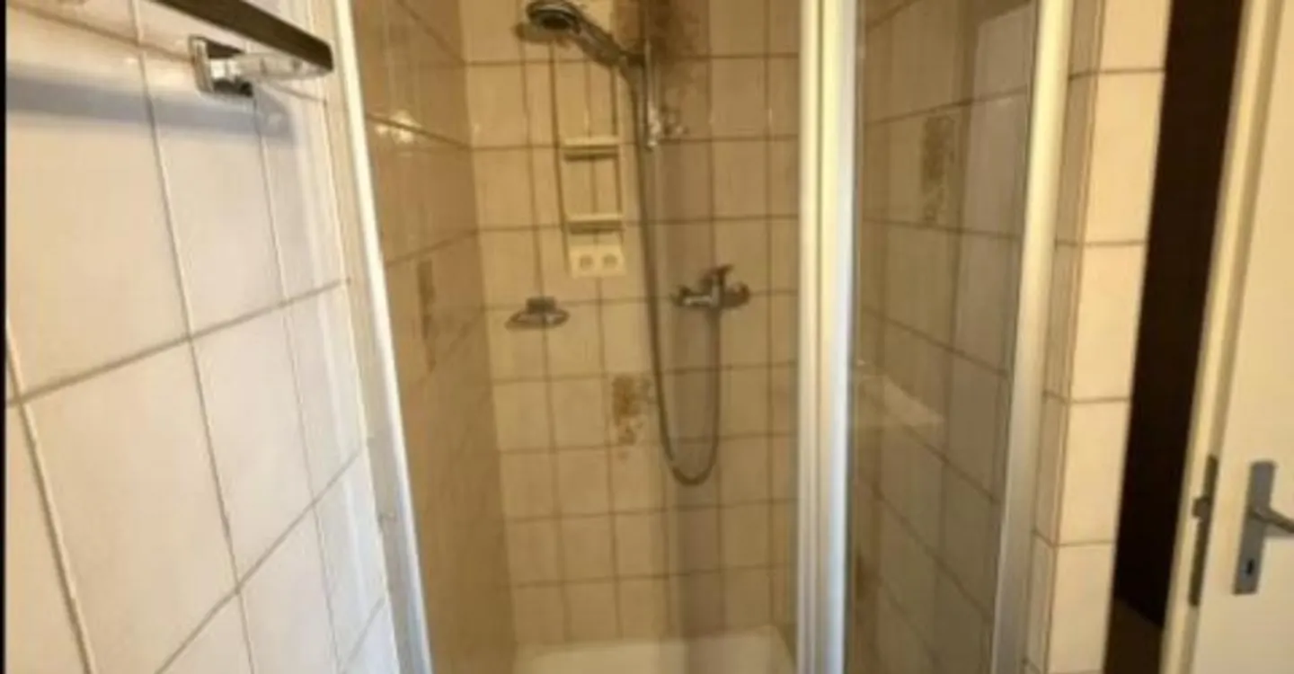 DUPLEX APARTMENT - 5 ROOMS (floor and attic) - Under renovation - Photo 10 of 10