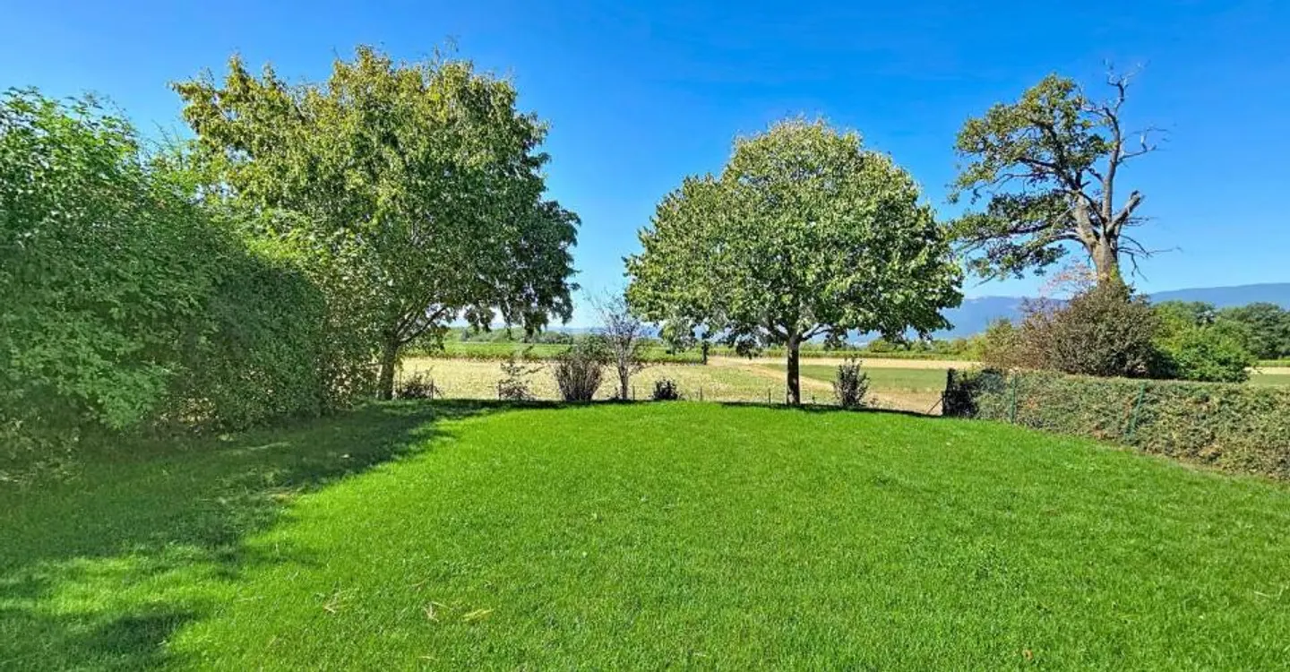Incantevole villa semi-indipendente con vista eccezionale sulla campagna - Foto 1 di 8