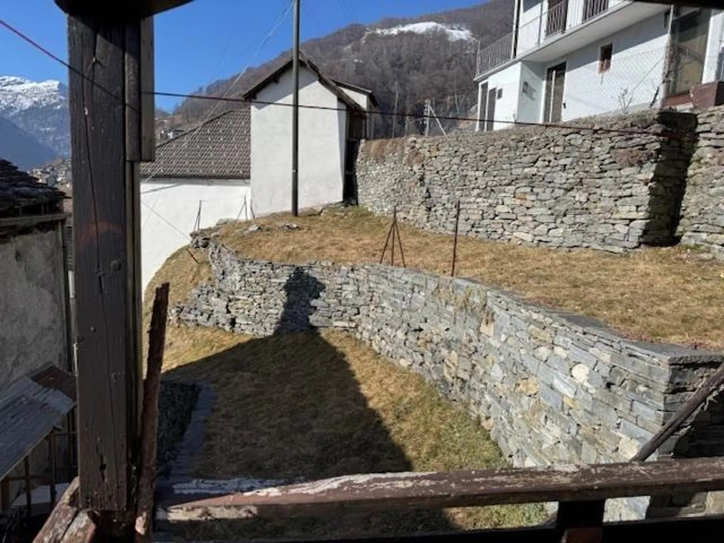 COMOLOGNO - VAL ONSERNONE - TYPICAL HOUSE with flat garden - Photo 3 of 14