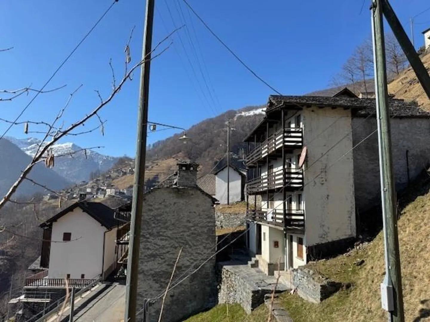 COMOLOGNO - VAL ONSERNONE - TYPICAL HOUSE with flat garden - Photo 14 of 14