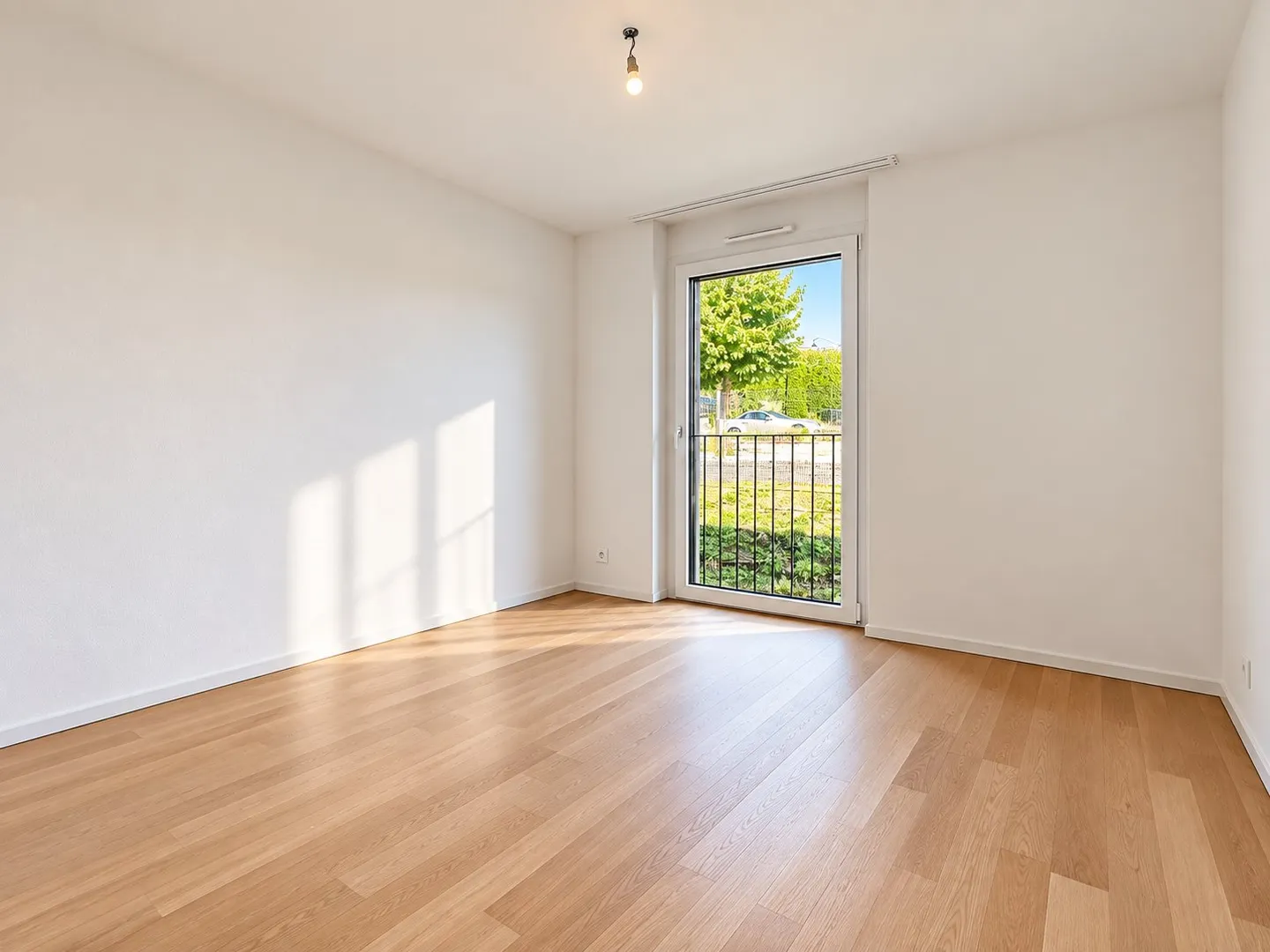 Modern Apartment in Prime Location - Photo 8 of 14