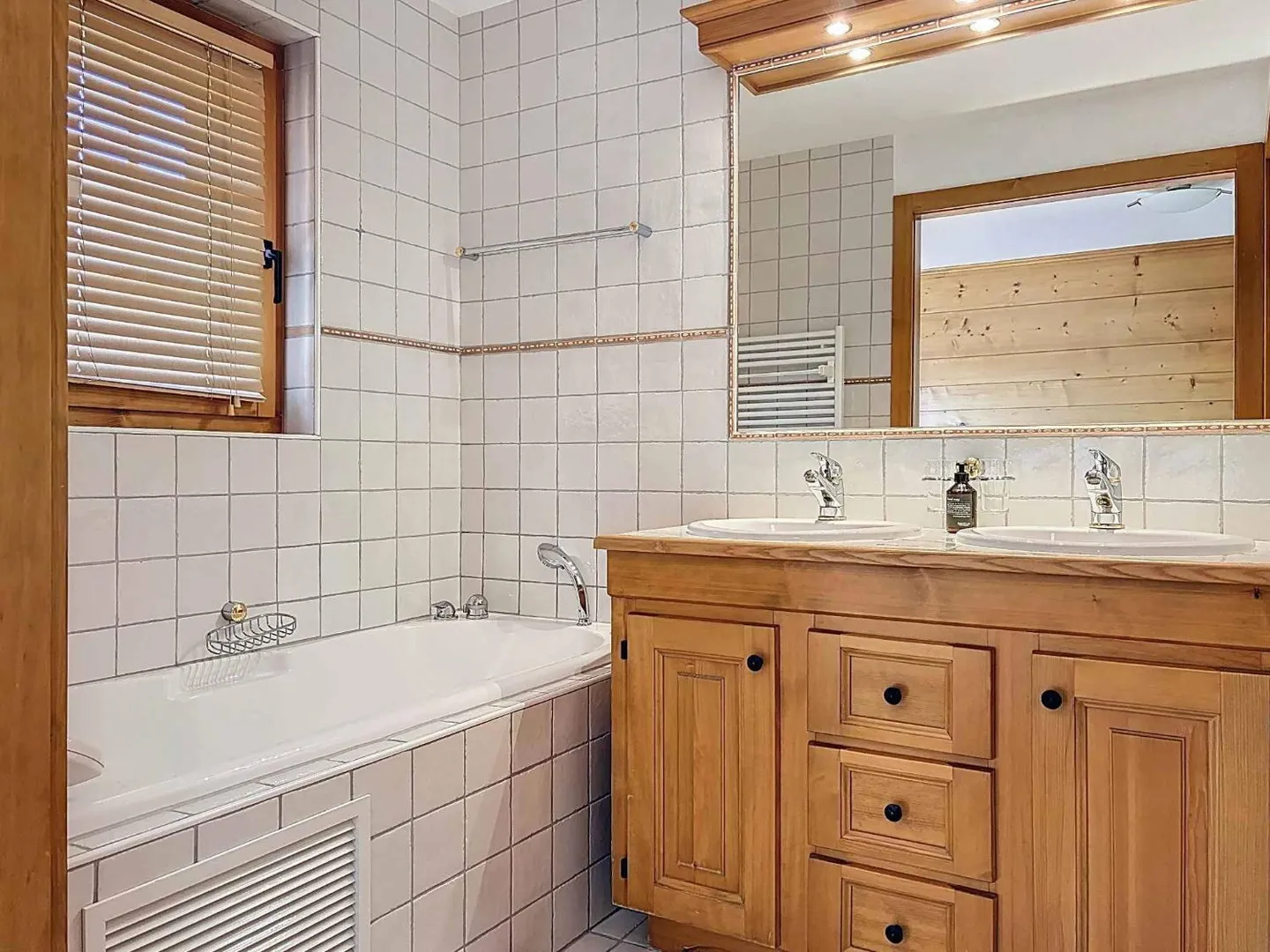 Helle und geräumige 3-Zimmer-Wohnung im Herzen von Verbier - Foto 5 von 13