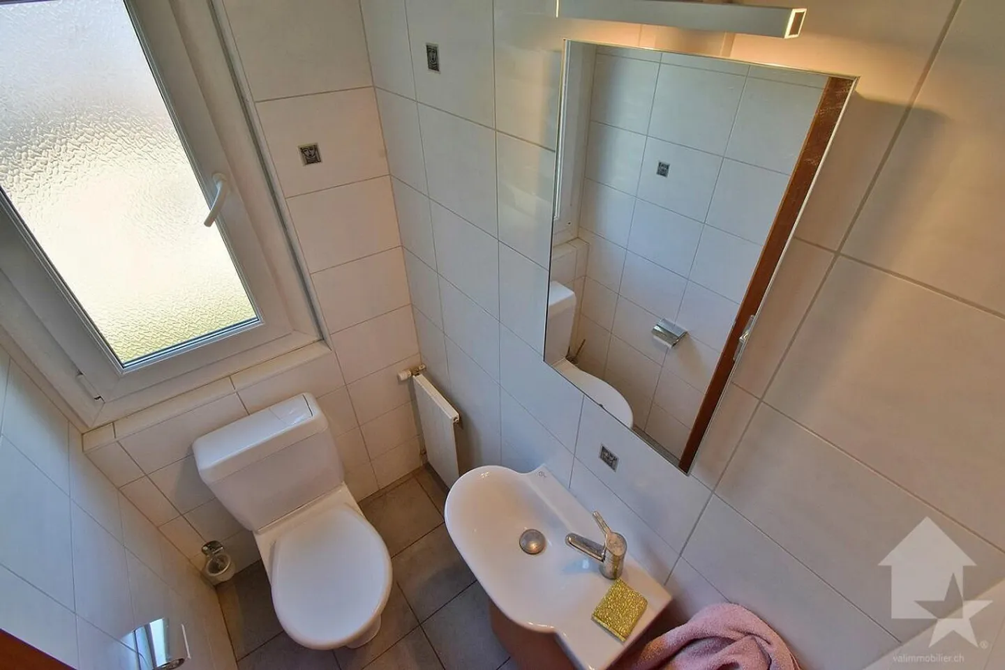 4.5 rooms with a garage box and an outdoor parking space included - Photo 13 of 13