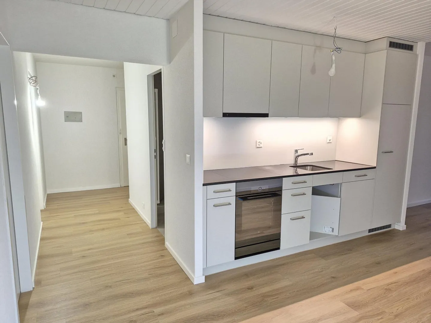 Appartement 3.5 pièces récemment rénové à louer - Photo 2 sur 5