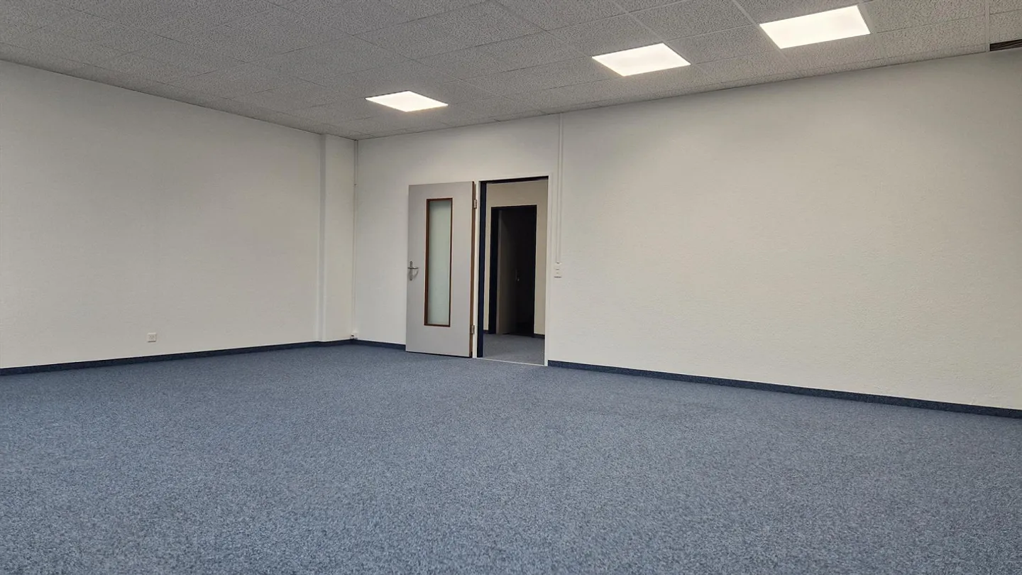 Spazi per uffici moderni in una posizione ideale - vicino alla stazione ferroviaria di Altstetten - Foto 4 di 6