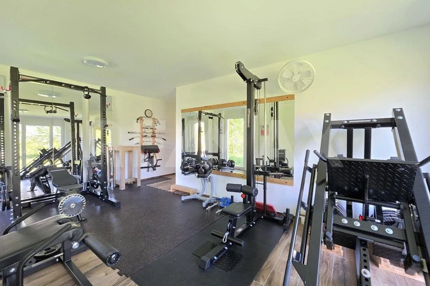 Casa unifamiliare moderna con vista panoramica sulla valle del Rodano a Susten/VS - Foto 13 di 13