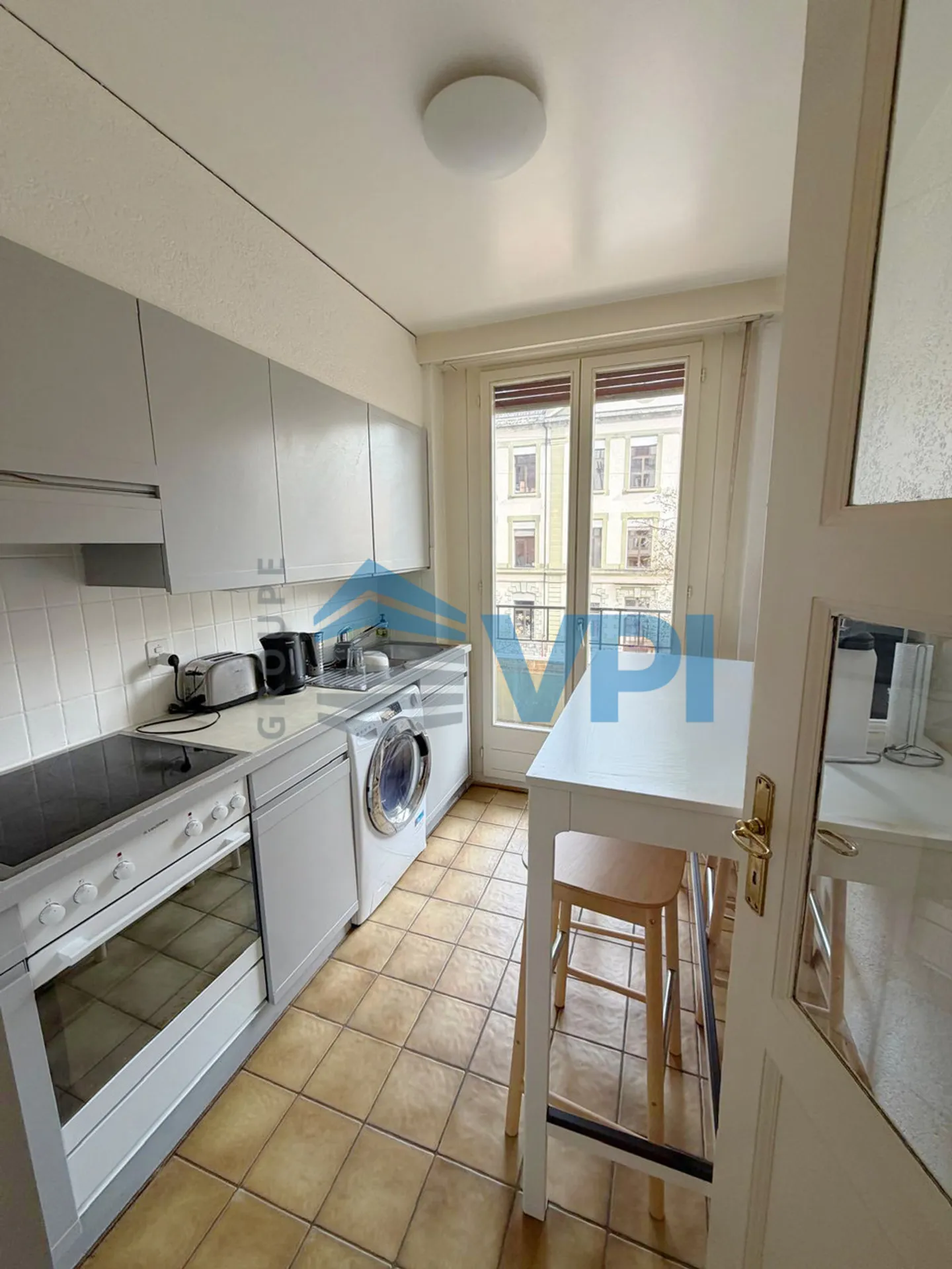 Appartement Charmant à Plainpalais - Photo 2 sur 4