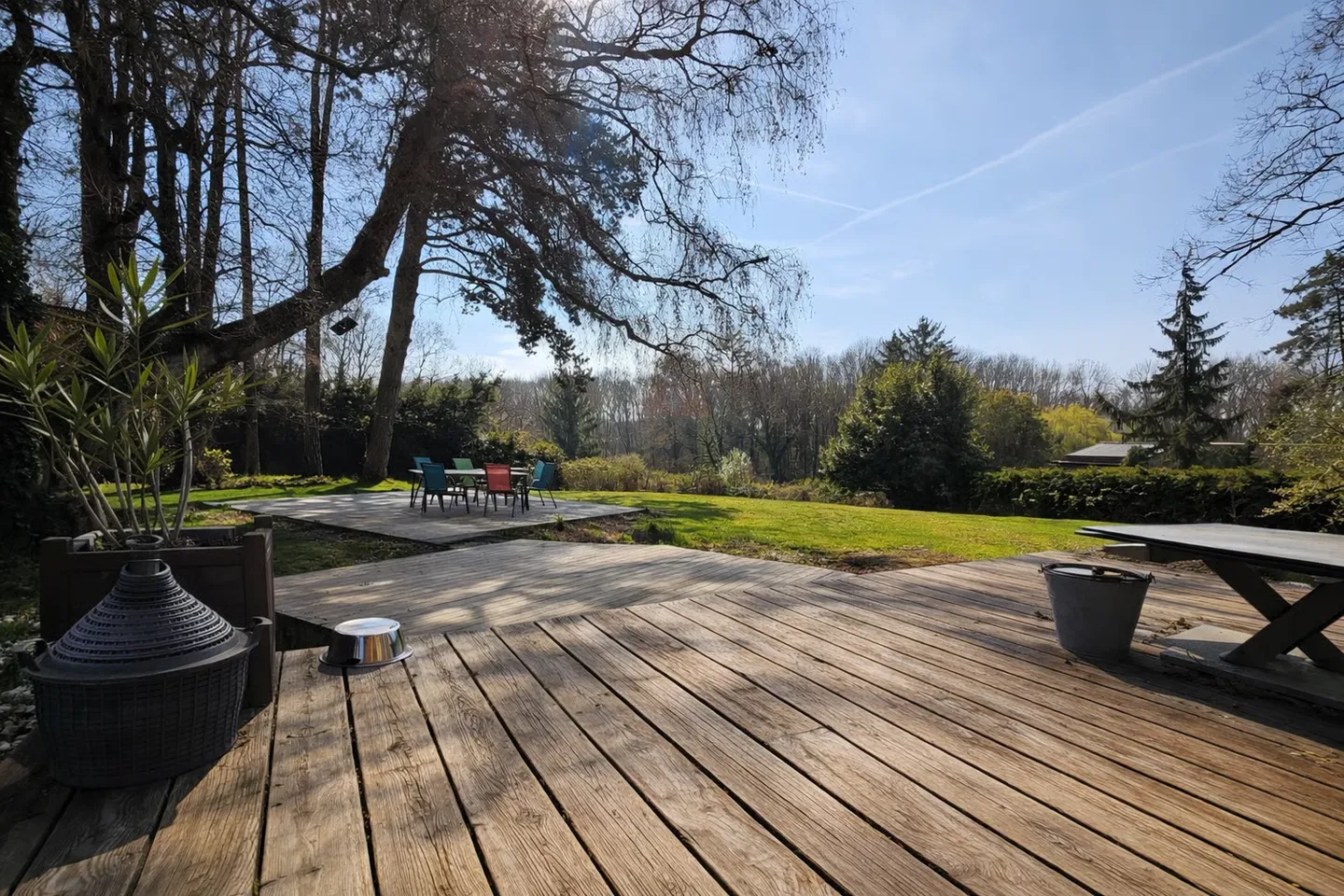 Elegant renovated property in an exclusive environment - Photo 3 of 13
