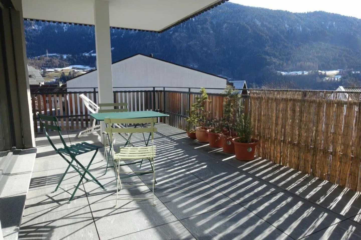 A modern, beautiful 4½-room apartment on the 1st floor - Photo 4 of 5