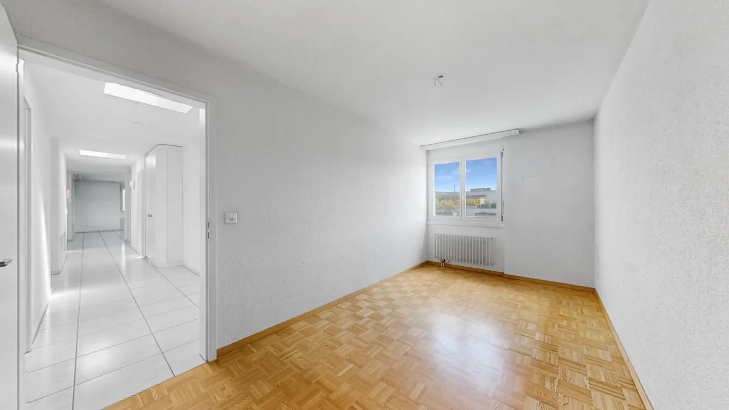 Appartamento attico 4½ locali con tranquillità e vista – Erlenau, Münsingen - Foto 12 di 20