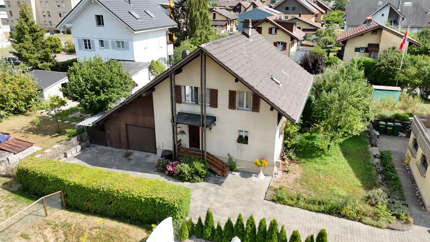 Maison familiale spacieuse à Steffisburg - Photo 12 sur 13