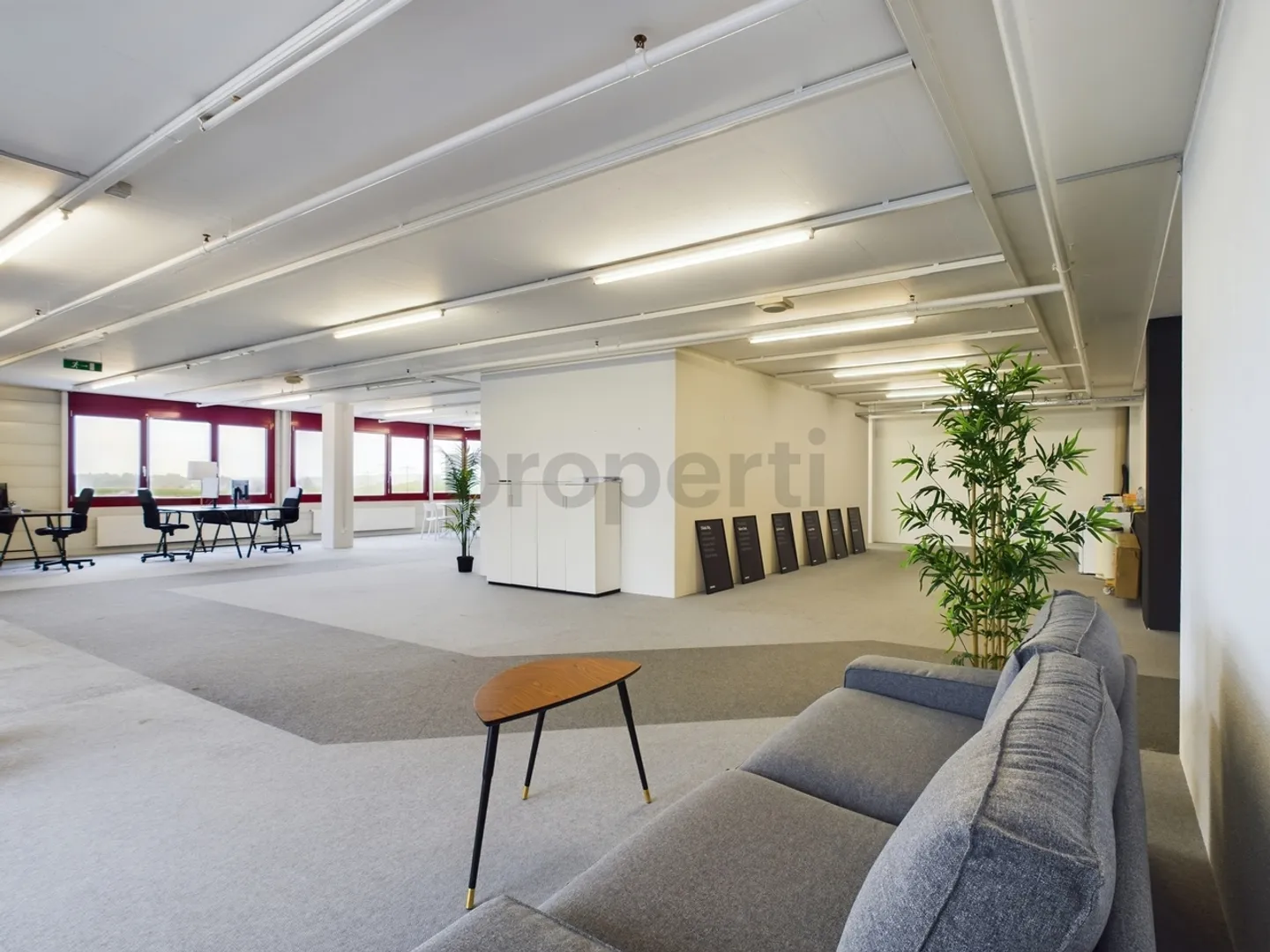 Grosszügiges und modernes Büro in Zollikofen - Foto 2 von 7