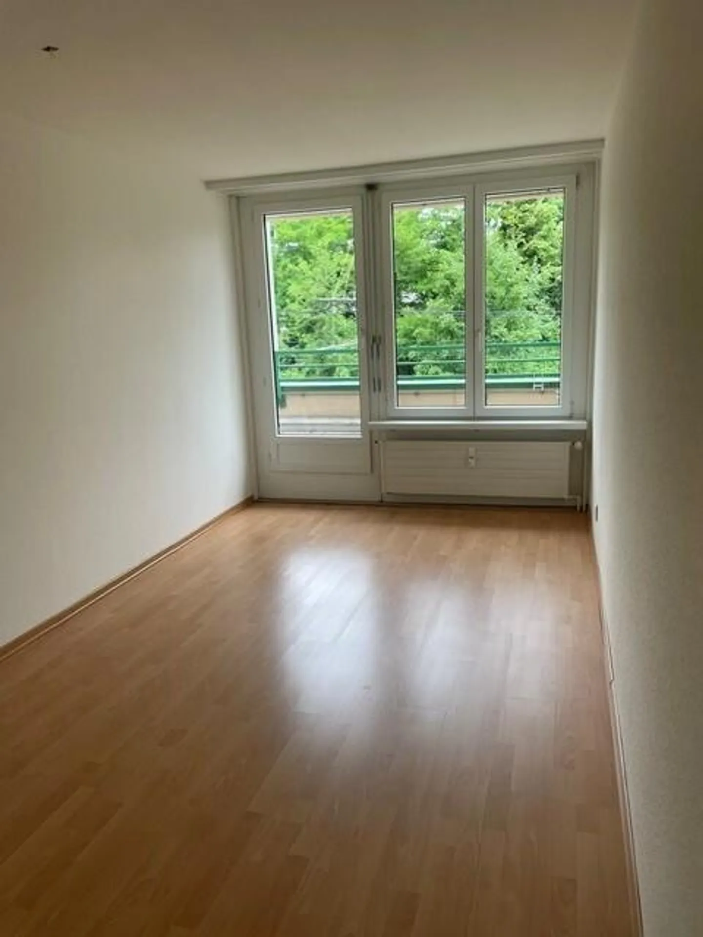 Spacious, bright 3.5-room apartment in Binningen - Photo 10 of 12