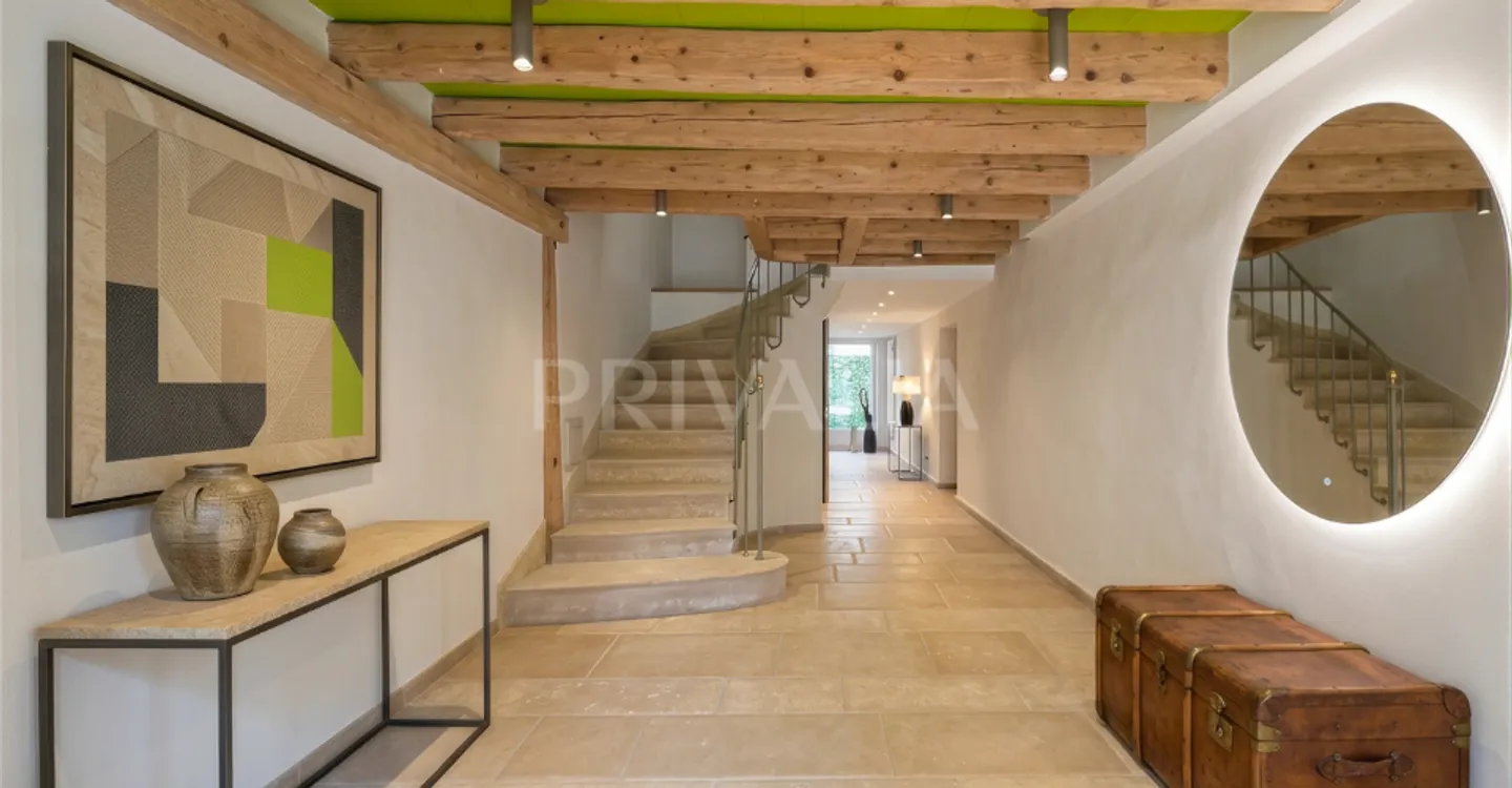 Prächtiges, vollständig renoviertes Herrenhaus in privilegierter Lage - Foto 5 von 7