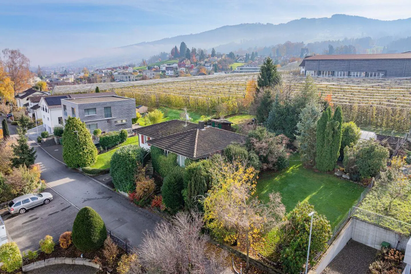 Zone de développement avec propriété existante avec vue sur le lac - Photo 4 sur 6