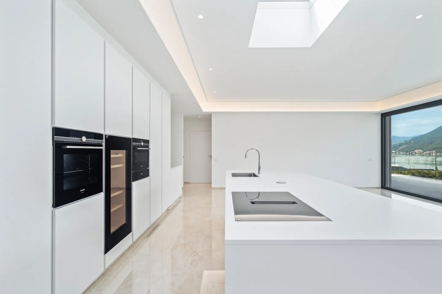 Attico di design prestigioso con terrazza vista lago - Foto 6 di 13