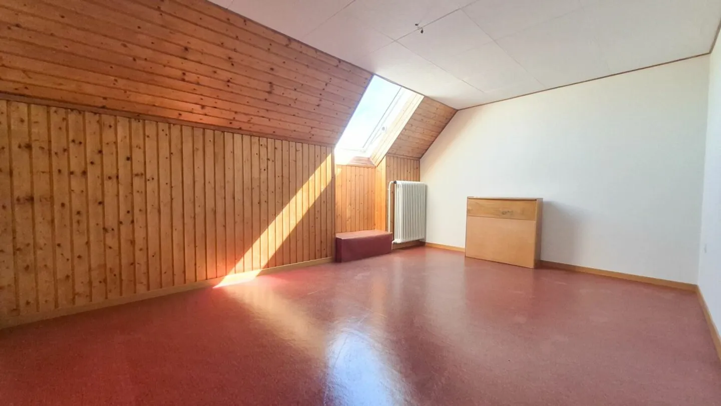 Appartement 2.5 pièces confortable - Photo 3 sur 5