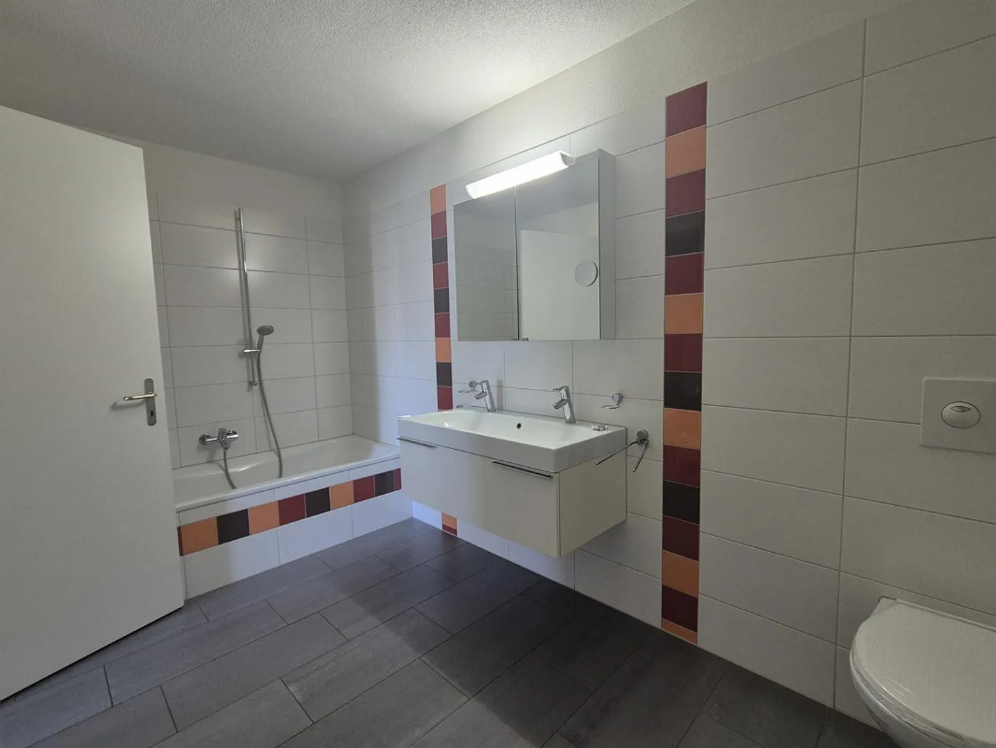 Grosszügige 4.5-Zimmerwohnung an ruhiger, zentraler Lage in Sarnen - Foto 5 von 8