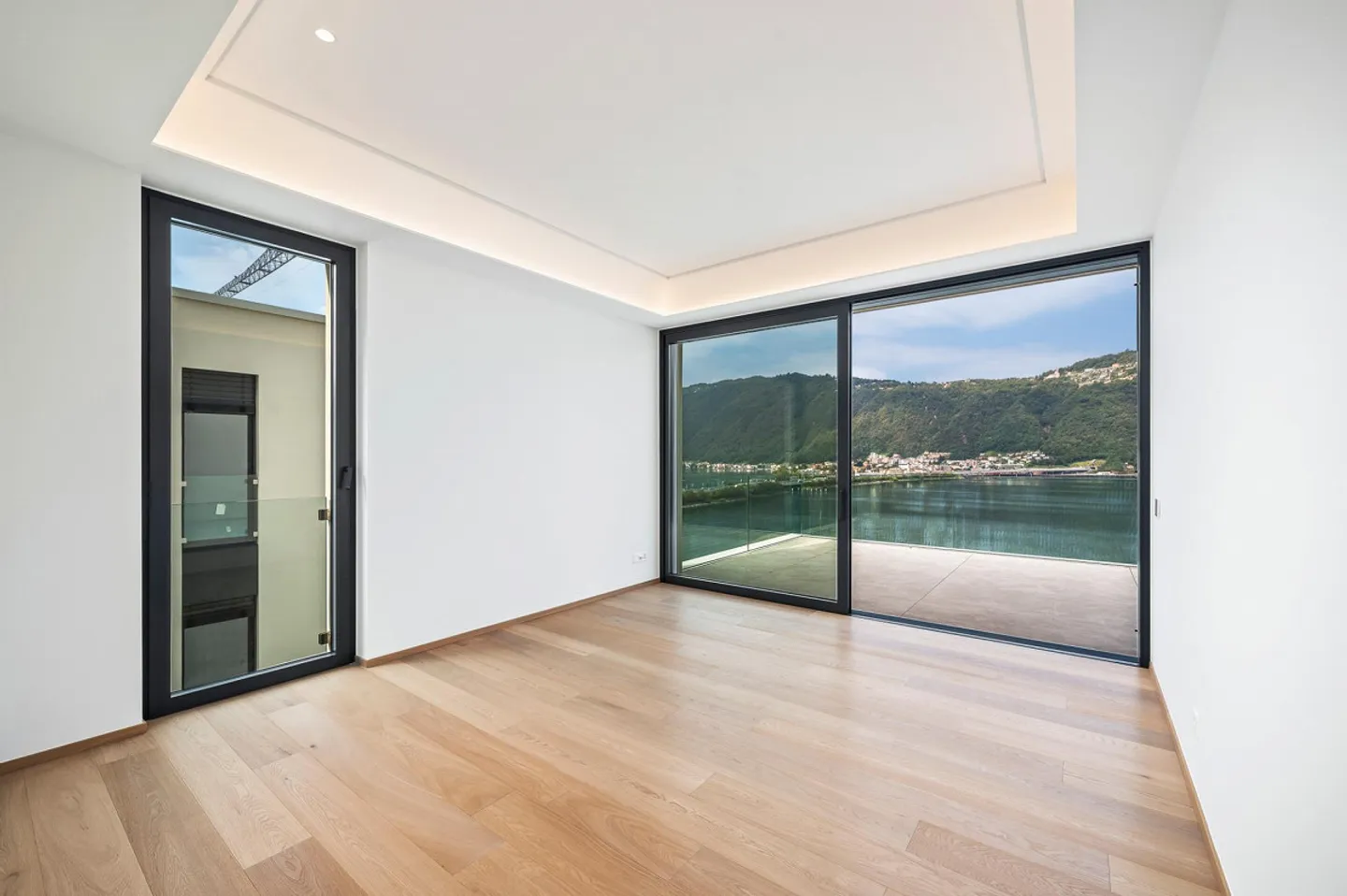 Attico di design prestigioso con terrazza vista lago - Foto 9 di 13