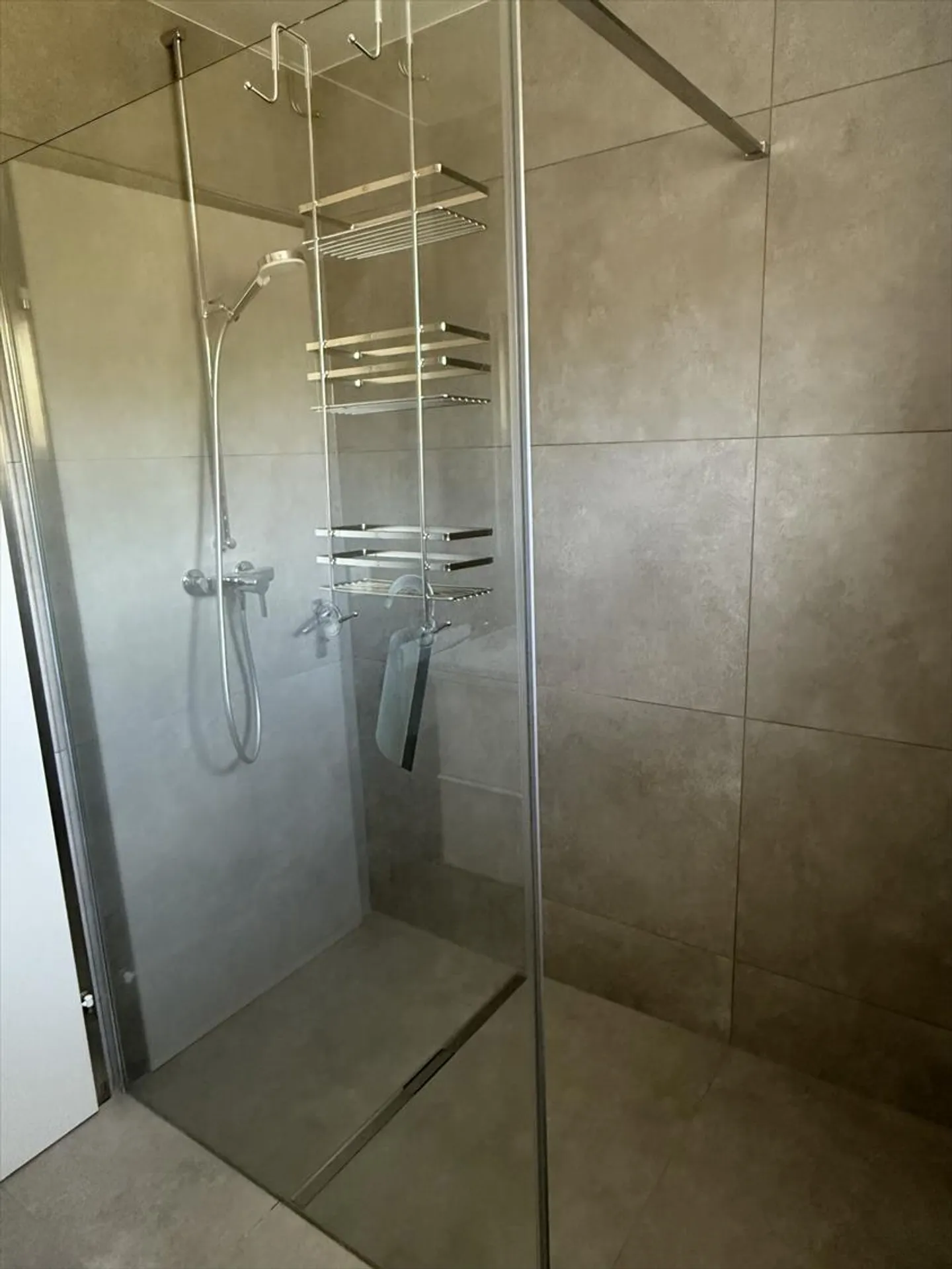 4.5 Room Apartment in Mont-sur-Rolle - Photo 12 of 13
