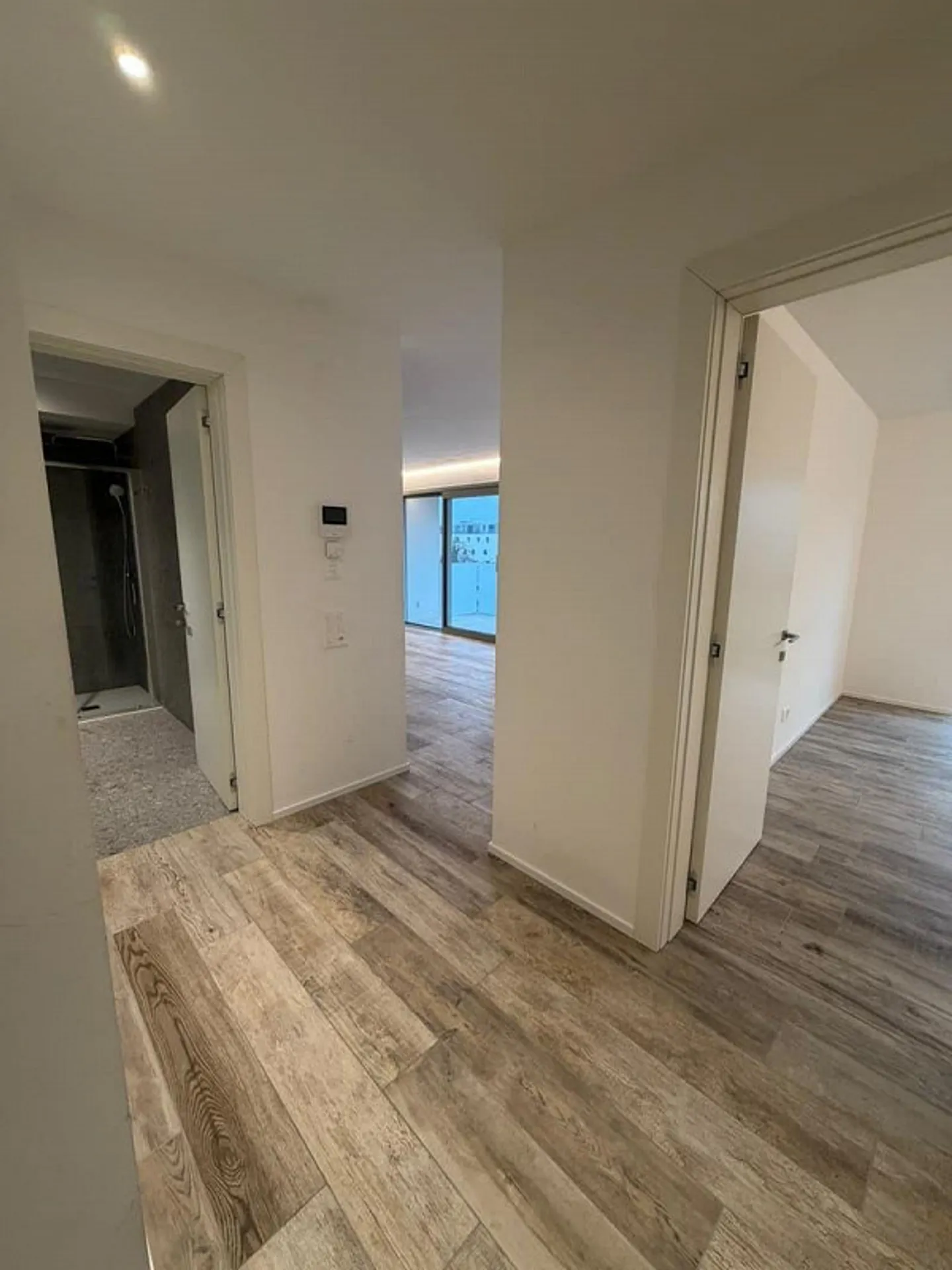 2,5-Zimmer-Wohnung in modernem Wohnhaus - Foto 3 von 6