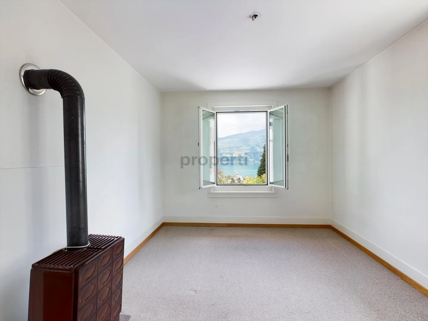 Luminoso appartamento di 3,5 stanze con vista mozzafiato a Spiez - Foto 5 di 8