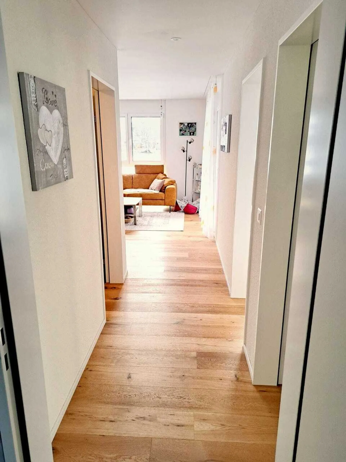 Attico 3.5 locali con grande terrazza sul tetto a Seengen - Foto 8 di 8